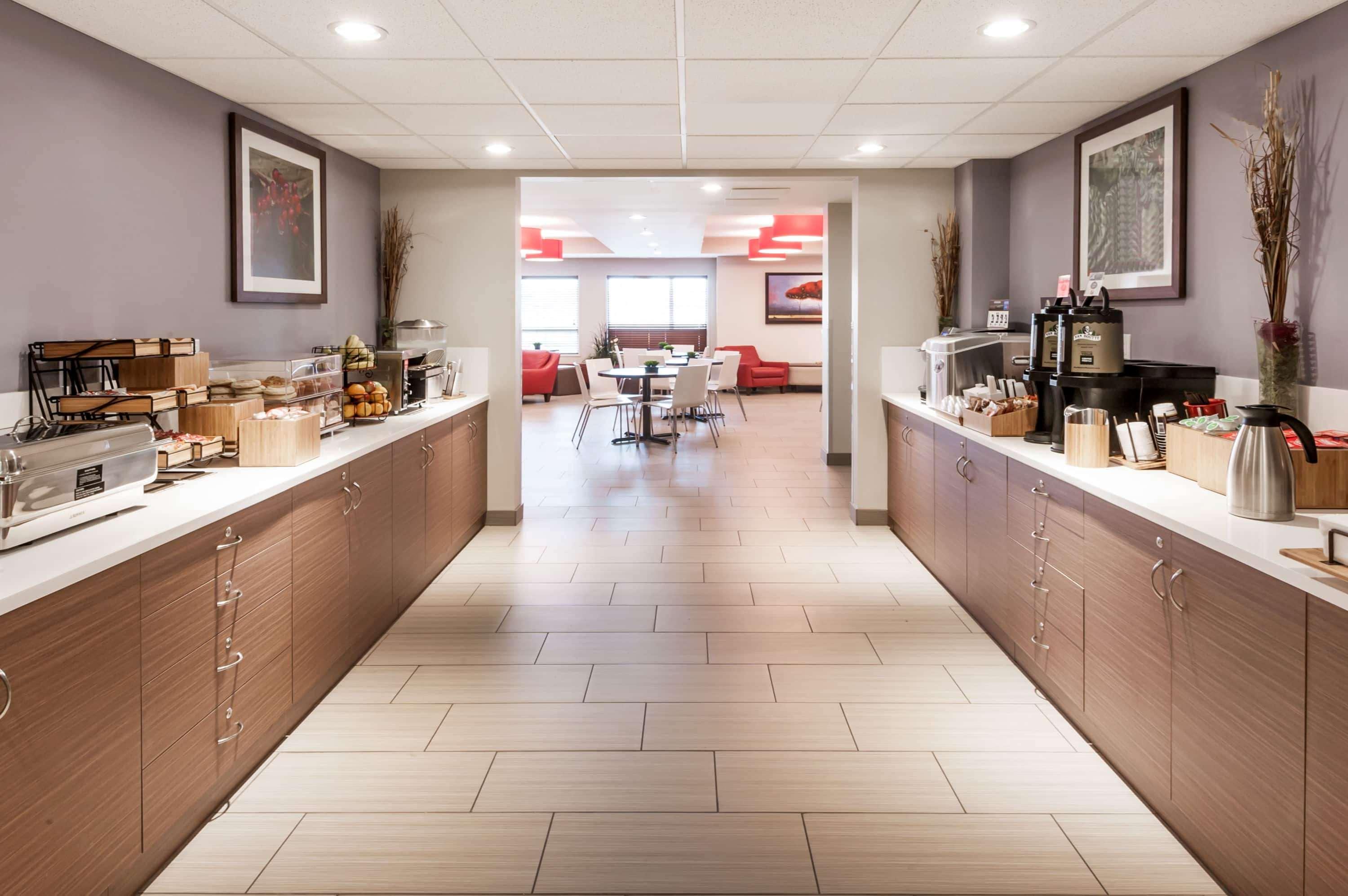 Microtel Inn & Suites By Wyndham Fort Saint John Fort St. John Eksteriør billede